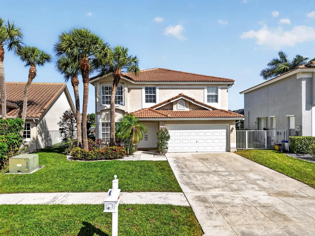 18247 Blue Lake Way Boca Raton FL 33498