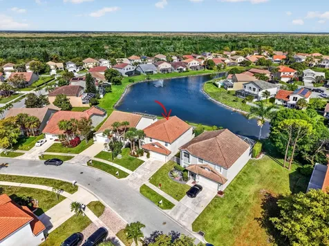 18247 Blue Lake Way Boca Raton FL 33498