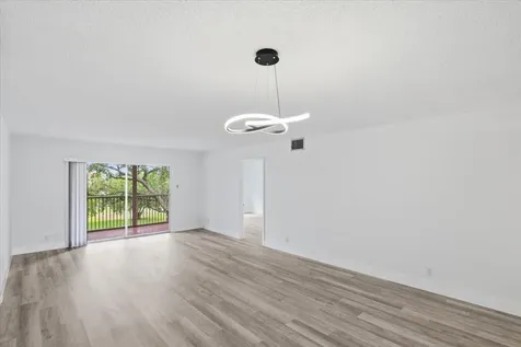 700 SW 128th Avenue Pembroke Pines FL 33027