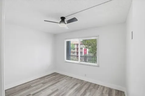 700 SW 128th Avenue Pembroke Pines FL 33027