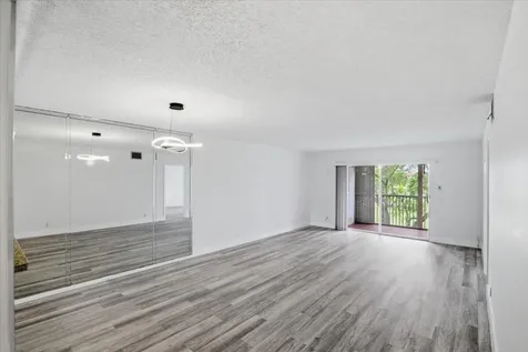 700 SW 128th Avenue Pembroke Pines FL 33027