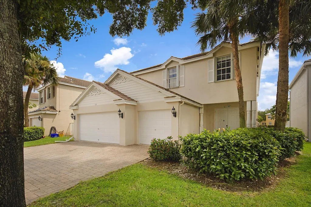 122 Kensington Way Royal Palm Beach FL 33414