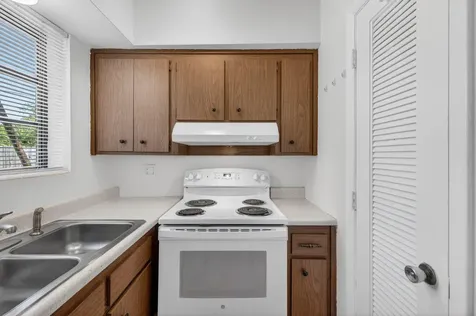 2500 SW 18th Terrace Fort Lauderdale FL 33315
