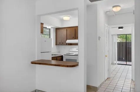 2500 SW 18th Terrace Fort Lauderdale FL 33315