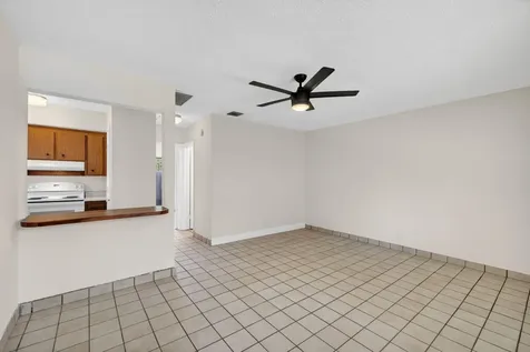 2500 SW 18th Terrace Fort Lauderdale FL 33315