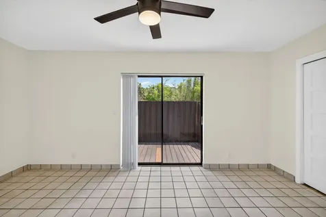 2500 SW 18th Terrace Fort Lauderdale FL 33315