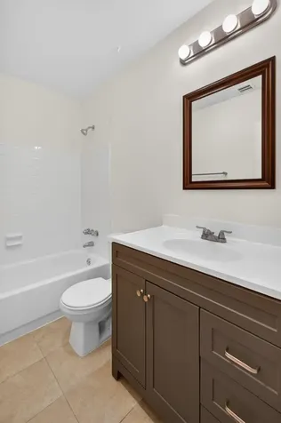 2500 SW 18th Terrace Fort Lauderdale FL 33315