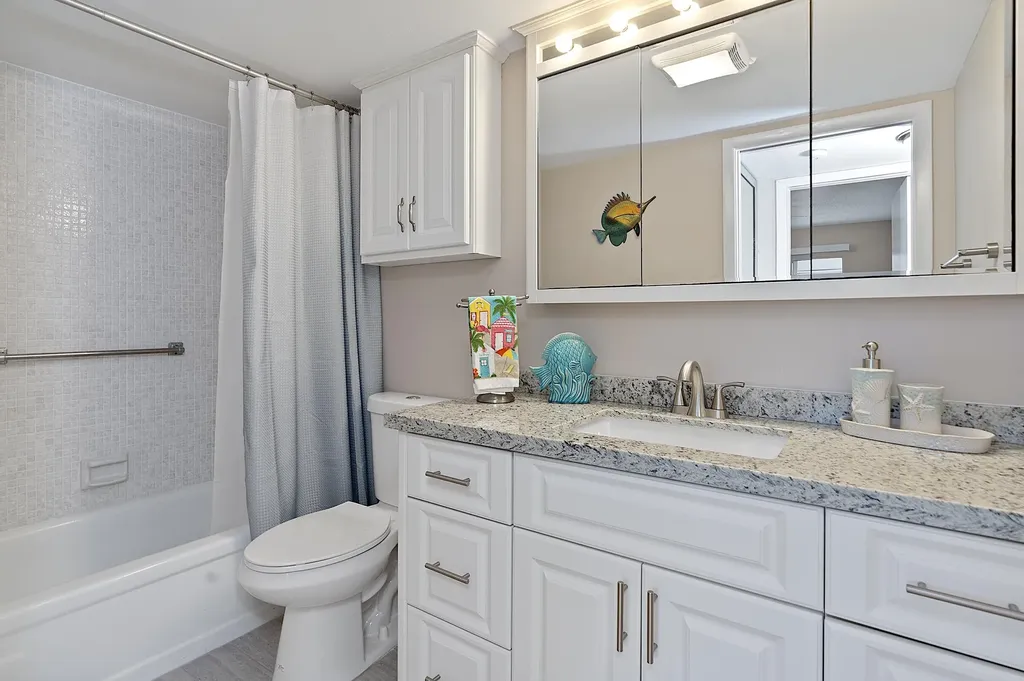 1032 Lincoln B Boca Raton FL 33434