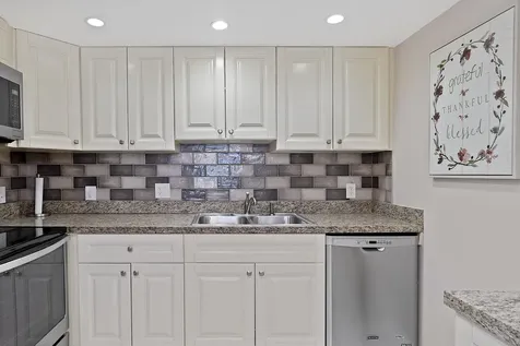 1032 Lincoln B Boca Raton FL 33434