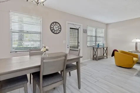 1032 Lincoln B Boca Raton FL 33434