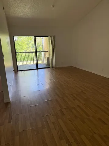 5721 Riverside Drive Coral Springs FL 33067