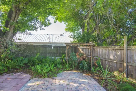 1545 Highland Avenue Vero Beach FL 32960