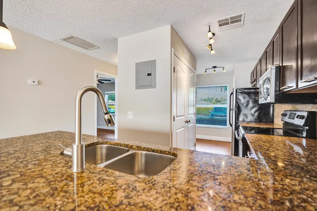 1140 Boxwood Drive Delray Beach FL 33445