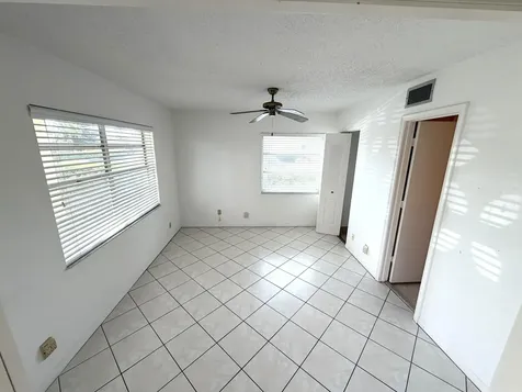 1141 Violet Terrace Delray Beach FL 33445