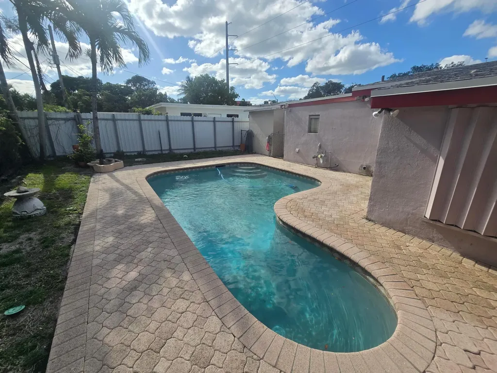 6510 Sheridan Street Hollywood FL 33024