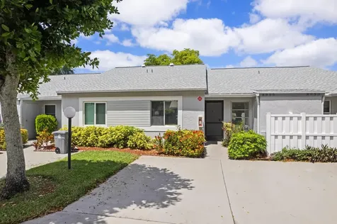 8955 Windtree Street Boca Raton FL 33496