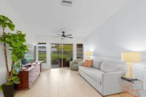8955 Windtree Street Boca Raton FL 33496