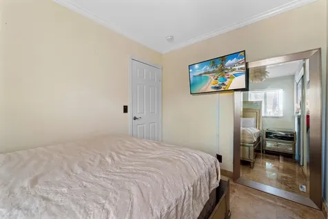 2757 NE 14th Avenue Wilton Manors FL 33334