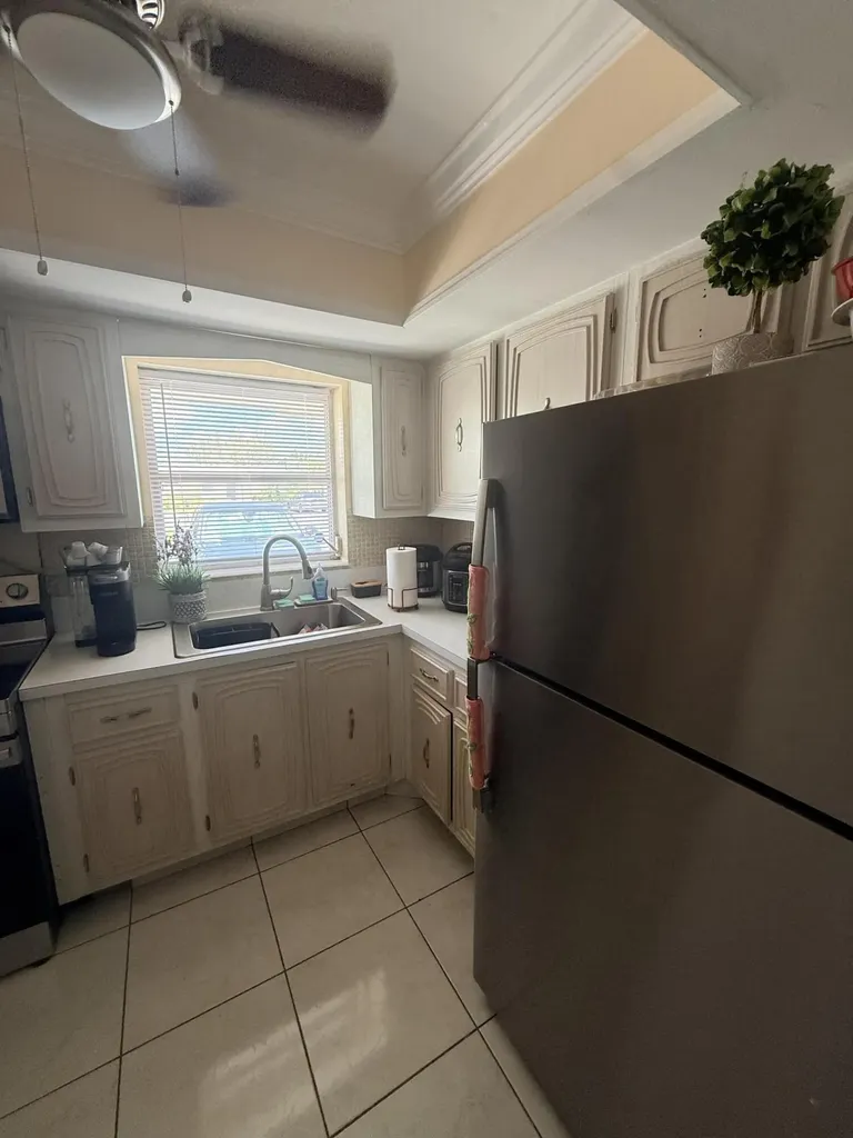 2737 E Emory Drive Drive E West Palm Beach FL 33415