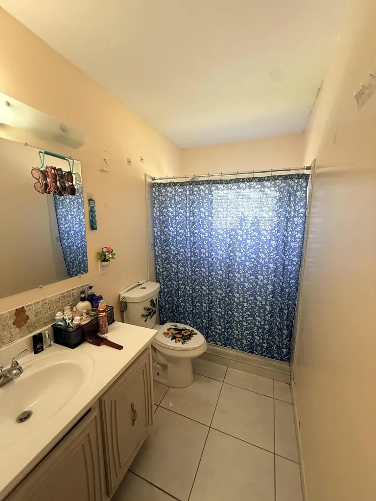 2737 E Emory Drive Drive E West Palm Beach FL 33415