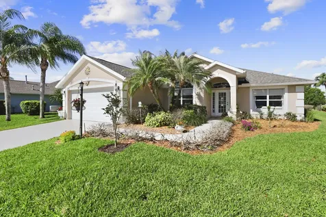 375 E Temple Court Court SW Vero Beach FL 32968