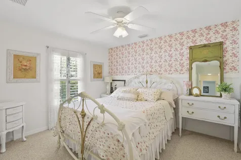 375 E Temple Court Court SW Vero Beach FL 32968