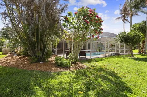 375 E Temple Court Court SW Vero Beach FL 32968