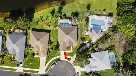 375 E Temple Court Court SW Vero Beach FL 32968