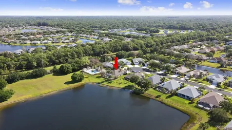 375 E Temple Court Court SW Vero Beach FL 32968