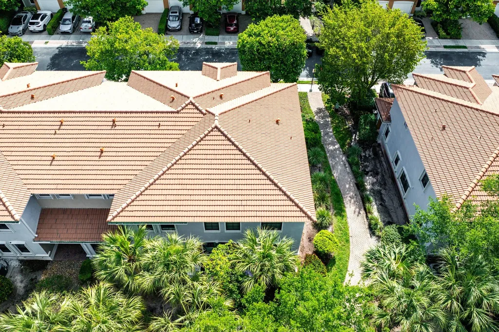 128 Delancey Avenue Delray Beach FL 33484