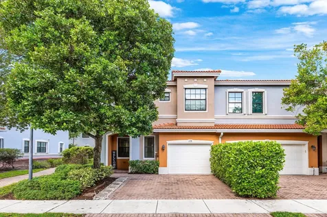 128 Delancey Avenue Delray Beach FL 33484