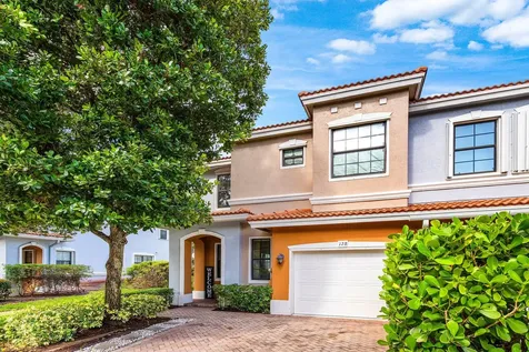 128 Delancey Avenue Delray Beach FL 33484