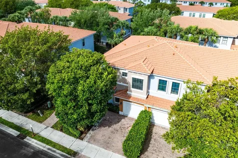 128 Delancey Avenue Delray Beach FL 33484