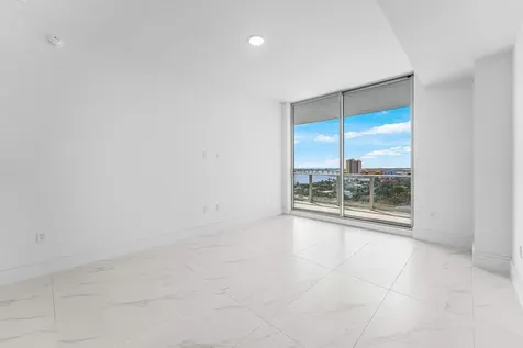 220 Lake Shore Drive Lake Park FL 33403