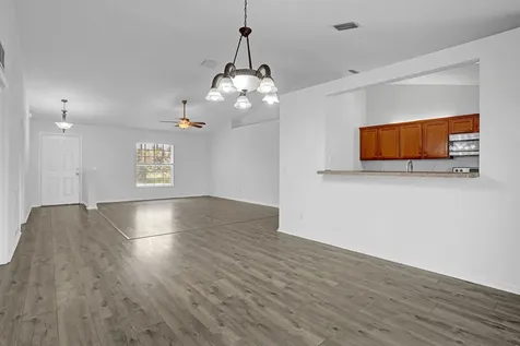 2125 SW Salvatierra Boulevard Port St Lucie FL 34987