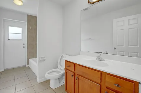 2125 SW Salvatierra Boulevard Port St Lucie FL 34987
