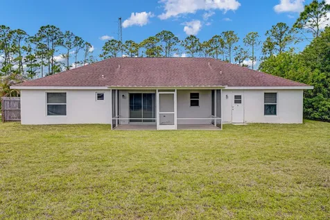 2125 SW Salvatierra Boulevard Port St Lucie FL 34987