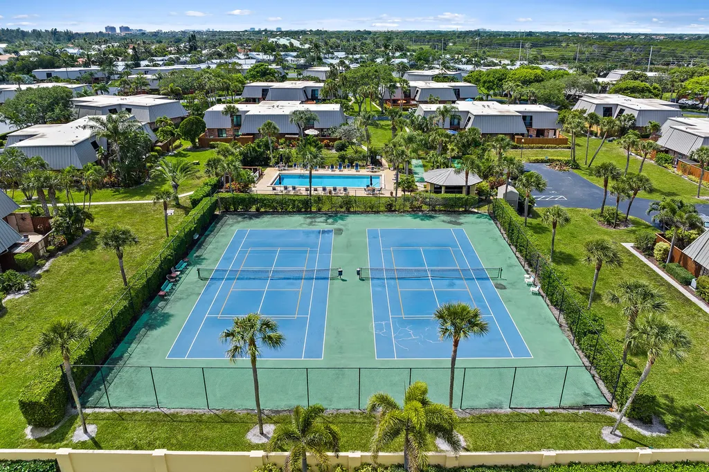 1420 Ocean Way Jupiter FL 33477