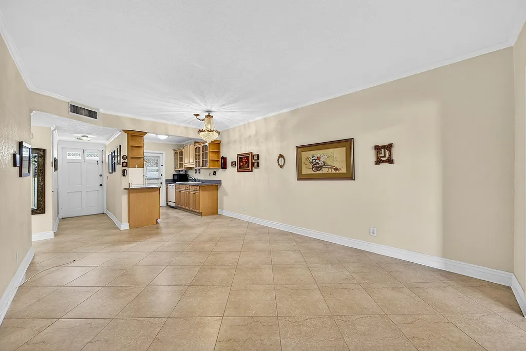 300 NE 20th Street Boca Raton FL 33431