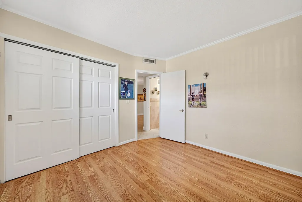 300 NE 20th Street Boca Raton FL 33431
