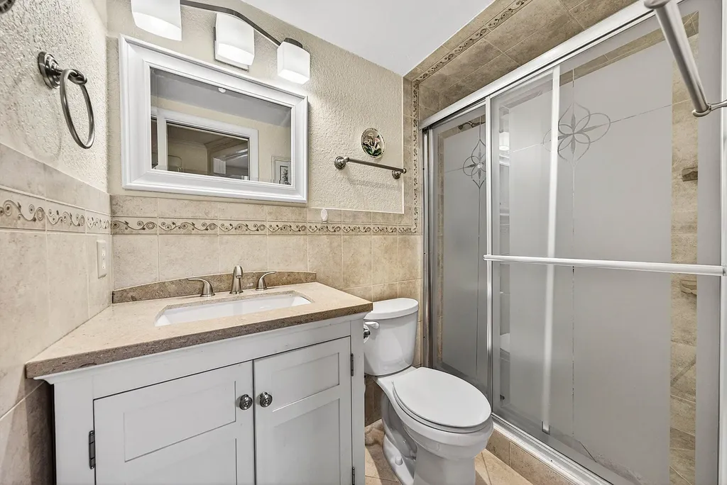 300 NE 20th Street Boca Raton FL 33431