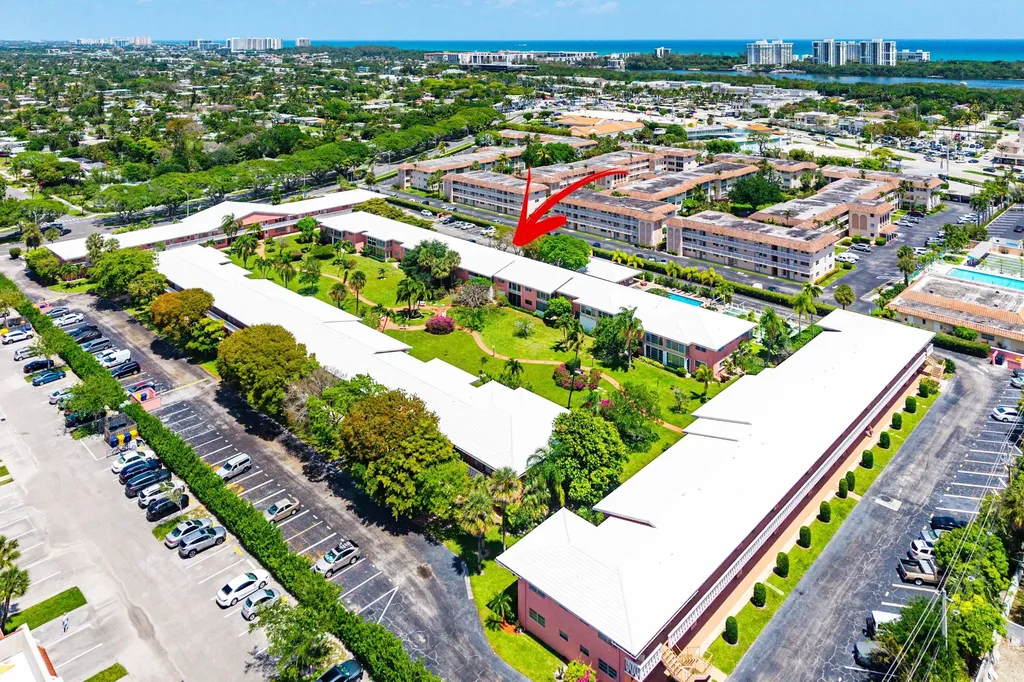 300 NE 20th Street Boca Raton FL 33431