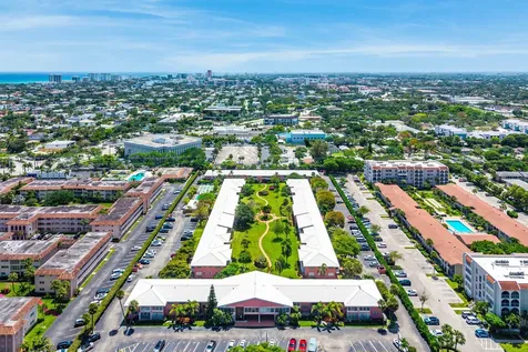 300 NE 20th Street Boca Raton FL 33431