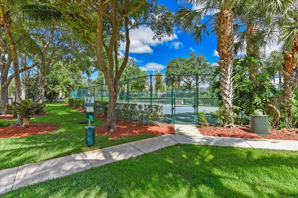7401 Sarentino Lane Boynton Beach FL 33437