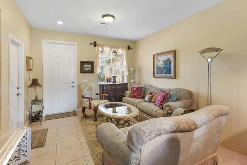 7401 Sarentino Lane Boynton Beach FL 33437