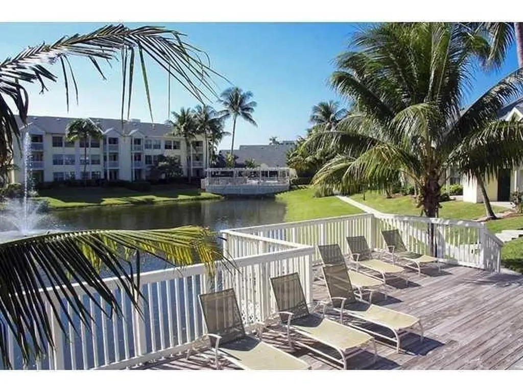 6355 La Costa Drive Boca Raton FL 33433