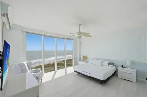2900 N Highway Hutchinson Island FL 34949