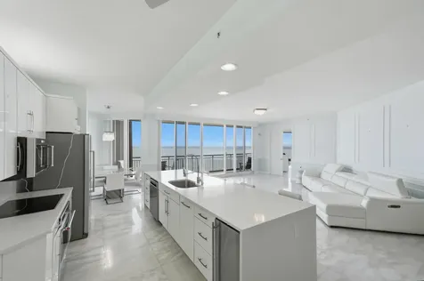 2900 N Highway Hutchinson Island FL 34949
