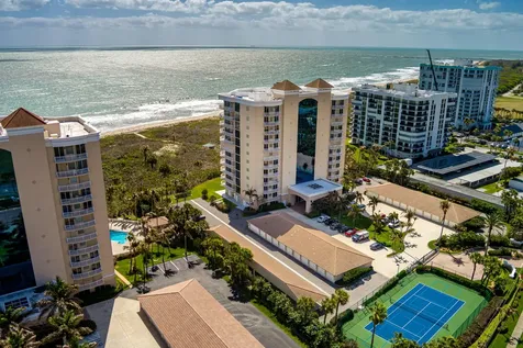 2900 N Highway Hutchinson Island FL 34949