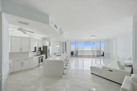 2900 N Highway Hutchinson Island FL 34949